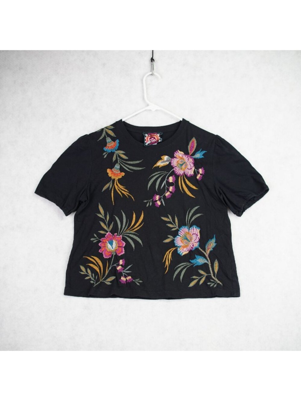 Johnny Was Womens Sidonia Embroidered Tee Size Petite Small Black Floral Boho